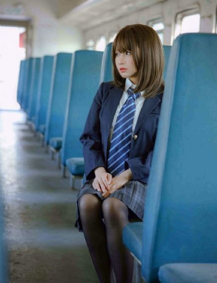 日韩公交车性xxxxhd_720高清完整版播放